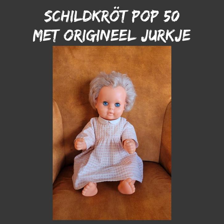 Antieke jaren 60 Schildkrot pop 50 cm met origineel jurkje, Verzamelen, Poppen, Pop, Verzenden