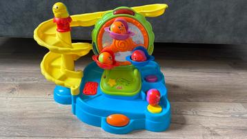 Fisher price ballen baan speelgoed beschikbaar voor biedingen