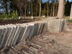 Gratis 50x50 tegels + waaltjes (30m2), Tuin en Terras, Tegels en Klinkers, Ophalen, Gebruikt, 10 m² of meer, Beton