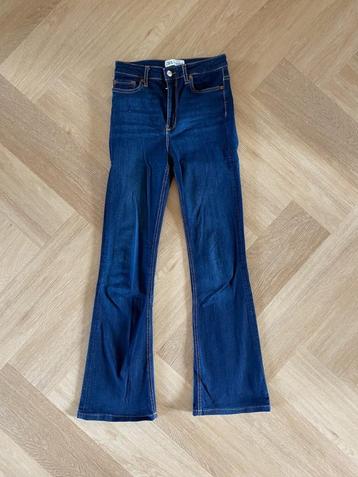 Z.g.a.n. Donkerblauwe jeans met stretch, flare, Zara, XS beschikbaar voor biedingen