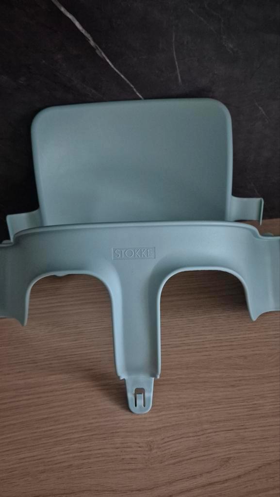 Stokke Tripp Trapp Babyset aqua blauw, Kinderen en Baby's, Kinderstoelen, Zo goed als nieuw, Meegroeistoel, Gordel(s), Stoelverkleiner