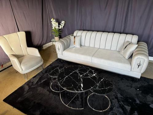 Bankstel set met slaap funcie nieuw in de doos, Huis en Inrichting, Banken | Bankstellen, Nieuw, Ophalen of Verzenden
