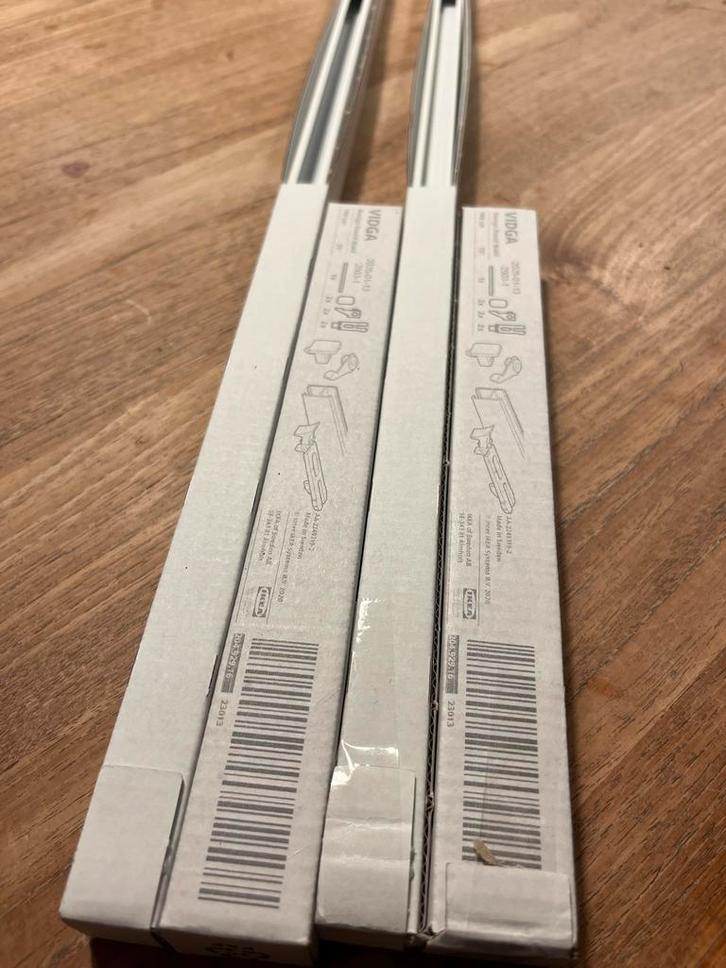 2x IKEA Vidga Gordijnrails, Huis en Inrichting, Stoffering | Gordijnen en Lamellen, Zo goed als nieuw, Minder dan 100 cm, 200 cm of meer
