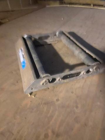 Haspel drager kabeltrommel afrolapparaat beschikbaar voor biedingen