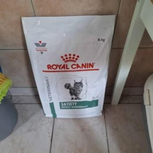Royal canin Veterinary satiety Weight management 6 kilo nieu, Dieren en Toebehoren, Dierenvoeding, Kat, Ophalen of Verzenden