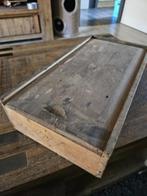 Mooie grote antieke houten kist, binnenkant met vakjes...., Ophalen of Verzenden