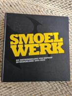 Smoelwerk 400 pagina's Nederlandse Hiphop geschiedenis, Ophalen of Verzenden, Zo goed als nieuw