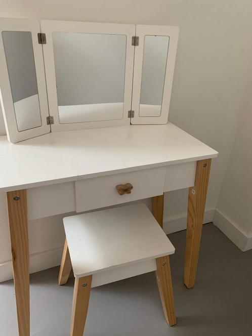 Kaptafel Byastrup met spiegel, la en krukje, Kinderen en Baby's, Kinderkamer | Overige Meubels, Gebruikt, Overige typen, Ophalen