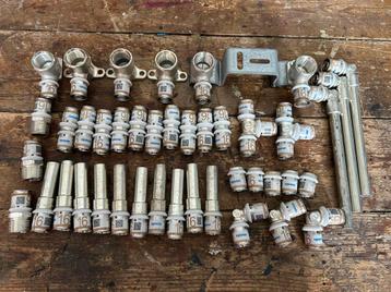Uponor s-press 16mm 41 koppelingen beschikbaar voor biedingen