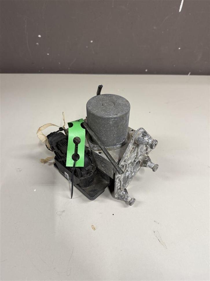 Mercedes Sprinter ABS-pomp en modulator W906 2.1D Diesel 201, Auto diversen, Auto-accessoires, Zo goed als nieuw, Ophalen of Verzenden