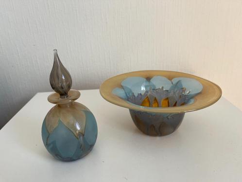 Glas: schaal en parfumflesje van Vera Walther, Antiek en Kunst, Antiek | Glas en Kristal, Ophalen of Verzenden