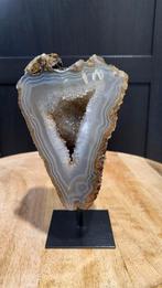 Agaat op standaard, Verzamelen, Mineralen en Fossielen, Ophalen of Verzenden