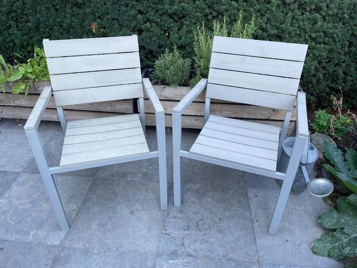 Twee aluminium tuinstoelen - robuust en stapelbaar, Tuin en Terras, Tuinstoelen, Gebruikt, Aluminium, Stapelbaar, Ophalen