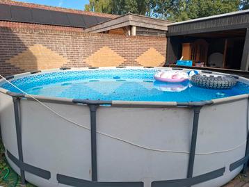 Zwembad met zandfilterpomp beschikbaar voor biedingen