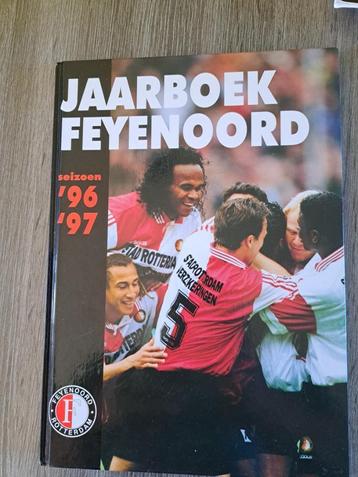 Jaarboek Feyenoord '96-'97 beschikbaar voor biedingen