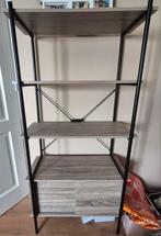 Wandkast Jysk met schuifdeurtje onderin, Ophalen, Zo goed als nieuw