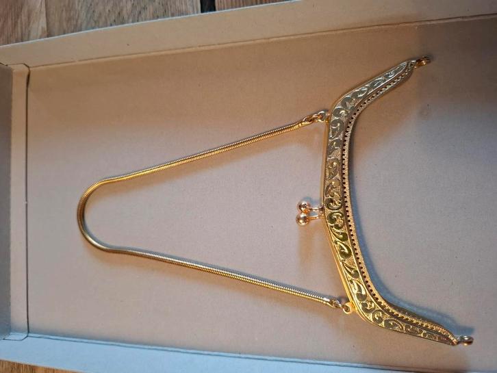 Tasbeugel goudkleurig 12,5cm, Hobby en Vrije tijd, Breien en Haken, Nieuw, Breien of Haken, Overige typen, Ophalen of Verzenden