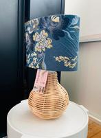 Prschtige vintage blauwe lampenkap! Nieuw, Huis en Inrichting, Lampen | Lampenkappen, Blauw, Ophalen of Verzenden, Zo goed als nieuw