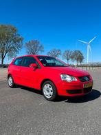 Polo 1.4 Sportline 16V 59KW 2006 Rood - Pioneer scherm, Voorwielaandrijving, Stof, 4 cilinders, Overige kleuren