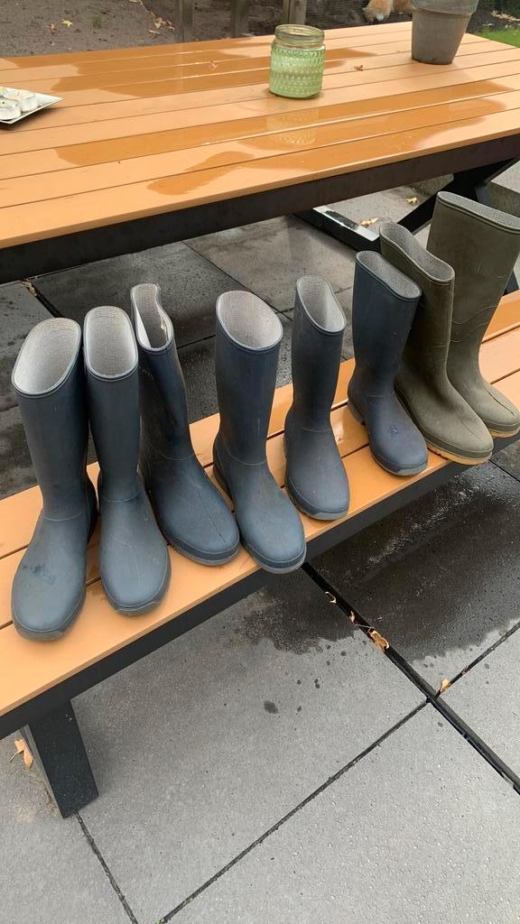 2 paar Regenlaarzen voor kinderen, Kinderen en Baby's, Kinderkleding | Schoenen en Sokken, Laarzen, Jongen of Meisje, Ophalen of Verzenden