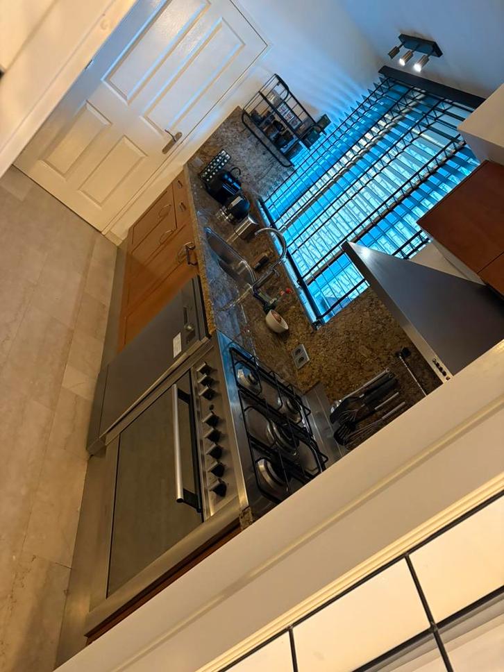 Keuken compleet - zelf demonteren, Huis en Inrichting, Keuken | Complete keukens, Zo goed als nieuw, Graniet of Steen, Ophalen