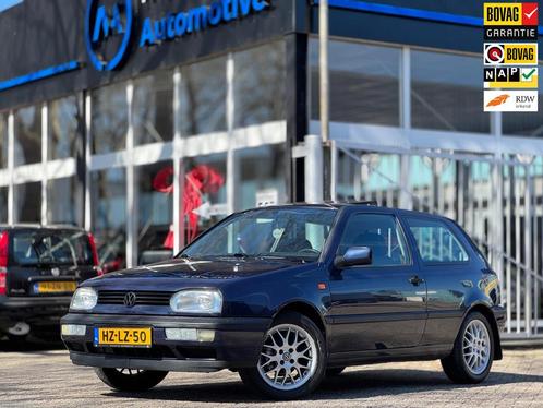 Volkswagen Golf 1.6 GL Opendak Lage km BBS velgen 2e eigenaa, Auto's, Volkswagen, Bedrijf, Te koop, Golf, Centrale vergrendeling