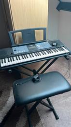 Yamaha keybord in goede staat met kruk, Muziek en Instrumenten, Keyboards, Ophalen, Gebruikt, Yamaha, Overige aantallen
