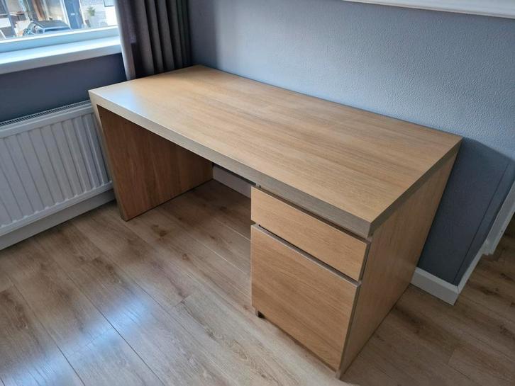 IKEA Malm Bureau + Bureaustoel, Huis en Inrichting, Bureaustoelen, Gebruikt, Bureaustoel, Bruin, Ophalen