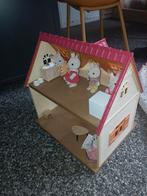 Sylvanian family met huis, Ophalen of Verzenden, Zo goed als nieuw, Poppenhuis