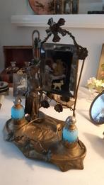 Bronzen toilettafel set met spiegel en parfumflesjes, Antiek en Kunst, Ophalen of Verzenden, Brons