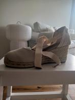 Nieuwe espadrilles canvas van LK Bennett, LK Bennett, Beige, Nieuw, Ophalen of Verzenden