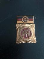 DDR Medaille Sozialistisch Arbeiten, Ophalen, Overige soorten, Duitsland, Embleem of Badge