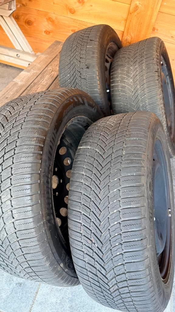 Goede 19” winterbanden op velg Audi Q4 etron of ID4 Elroq, Auto-onderdelen, Banden en Velgen, Banden en Velgen, Winterbanden, 19 inch