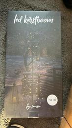 Led Kerstboom in-outdoor, Ophalen, Zonne-energie, Minder dan 50 watt, Zo goed als nieuw