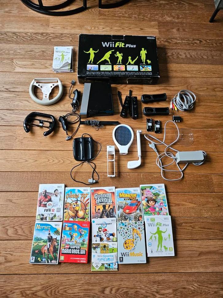 Nintendo Wii Compleet Pakket - Direct Speelklaar!, Spelcomputers en Games, Spelcomputers | Nintendo Wii, Gebruikt, Met 2 controllers