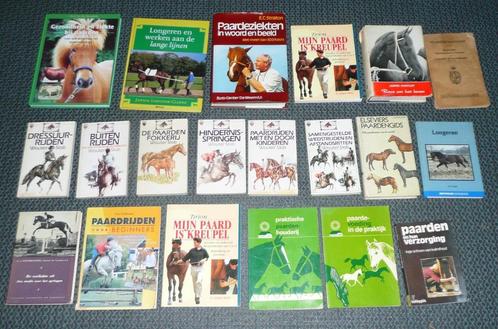 42 x PAARD - PAARDEN verzorgen Training., Boeken, Dieren en Huisdieren, Zo goed als nieuw, Paarden of Pony's, Ophalen of Verzenden