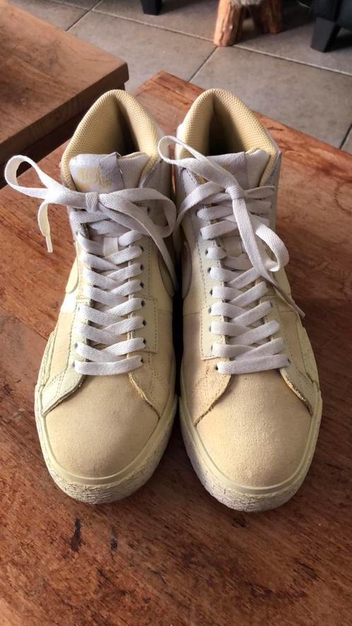 Nike zoom hoge sportschoenen licht geel maat 39, Kleding | Dames, Schoenen, Zo goed als nieuw, Sportschoenen, Geel, Ophalen of Verzenden