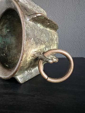 14e-15e Eeuwse Hispano-Moorse Mortier met Stamper beschikbaar voor biedingen