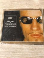 Grace Jones vs funkstar de luxe - pull up to the bumper, Ophalen of Verzenden, Dance