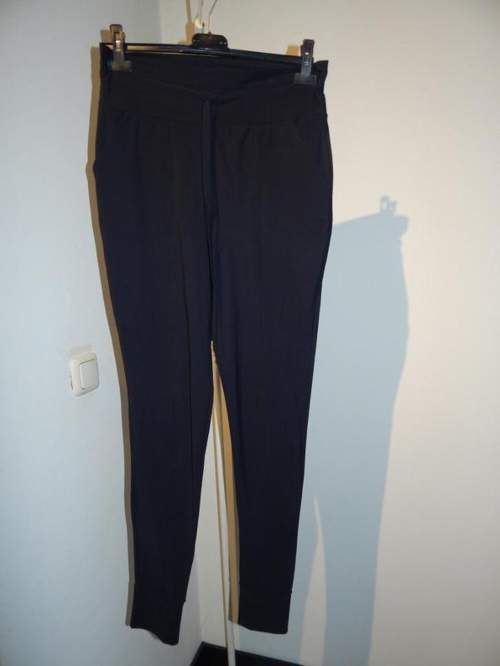 Studio Anneloes mooie zwarte travel stof broek stretch S/M, Kleding | Dames, Broeken en Pantalons, Zo goed als nieuw, Maat 36 (S)