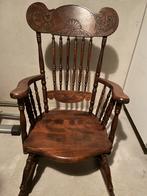 Schommelstoel bewerkt, Antiek en Kunst, Antiek | Meubels | Stoelen en Banken, Ophalen of Verzenden