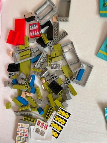 Lego Bricks supermarkt  steentjes beschikbaar voor biedingen