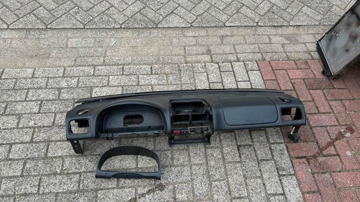 Dashboard met airbag subaru impreza gc/ gtt, Auto-onderdelen, Dashboard en Schakelaars, Honda, Ophalen of Verzenden