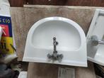 Wasbak wit gratis af te halen, Doe-het-zelf en Verbouw, Sanitair, Ophalen, Gebruikt, Steen, Wastafel