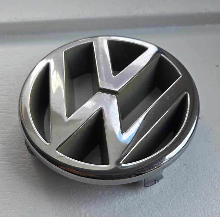 Logo embleem Volkswagen (191 853 601 H), Verzamelen, Speldjes, Pins en Buttons, Gebruikt, Ophalen of Verzenden