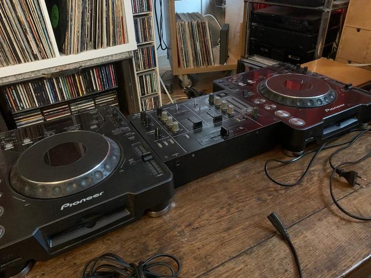 2 x Pioneer CDJ-1000MK2 + dj mixer Pioneer DJM-300, Audio, Tv en Foto, Cd-spelers, Gebruikt, Pioneer, Ophalen