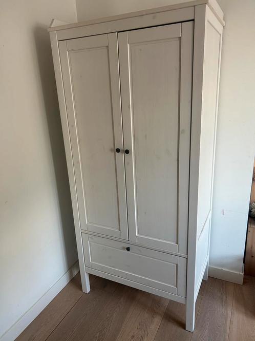 SUNDVIK ikea kinderkledingkast, Kinderen en Baby's, Kinderkamer | Commodes en Kasten, Zo goed als nieuw, Kast, 105 cm of meer