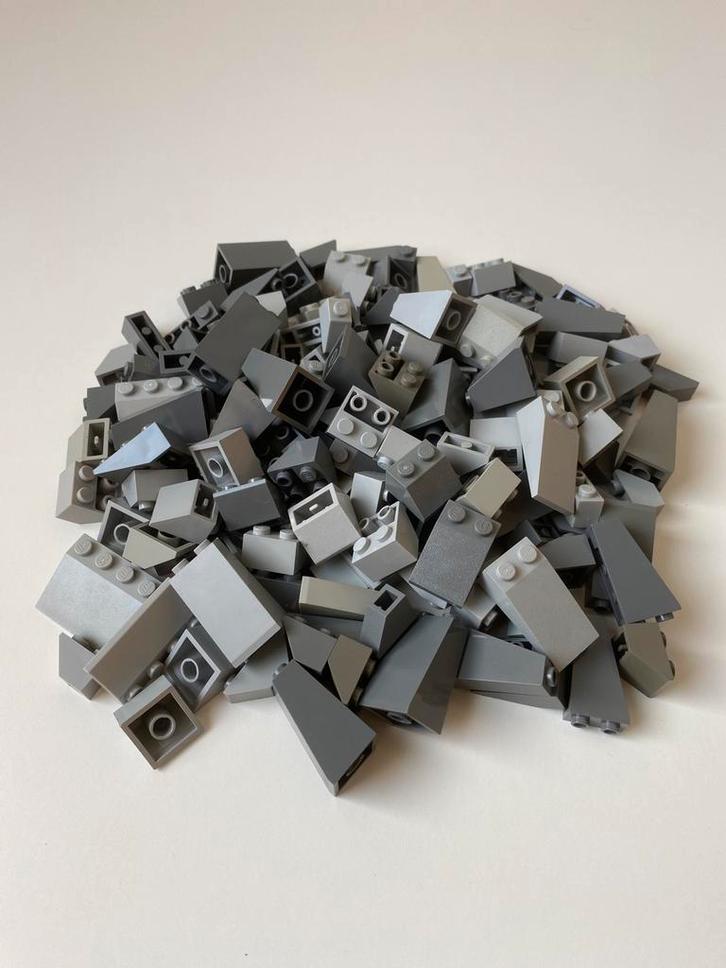 Lego slope mix - licht en donker grijs, Kinderen en Baby's, Speelgoed | Duplo en Lego, Gebruikt, Lego, Losse stenen, Ophalen of Verzenden