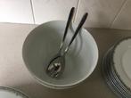 10 grote en 5 kleine borden met kom en bestek, Antiek en Kunst, Antiek | Servies los, Ophalen of Verzenden