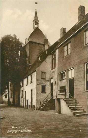 (380-204-015) Amersfoort Latijntje Muurhuizen beschikbaar voor biedingen